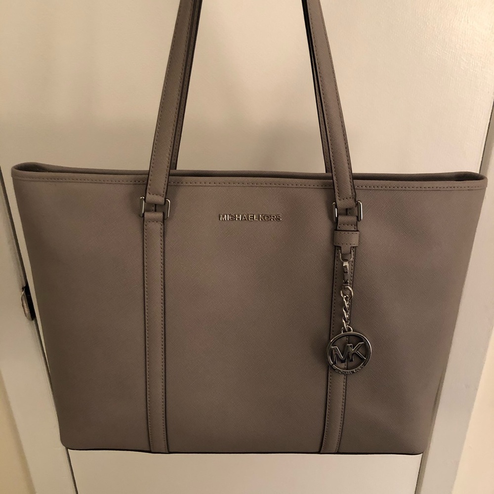 Michael Kors Sady Tote Pearl Grey Leather